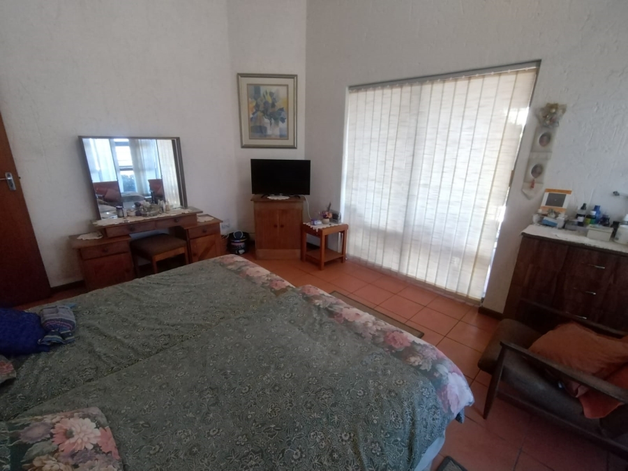 2 Bedroom Property for Sale in Wavecrest Eastern Cape